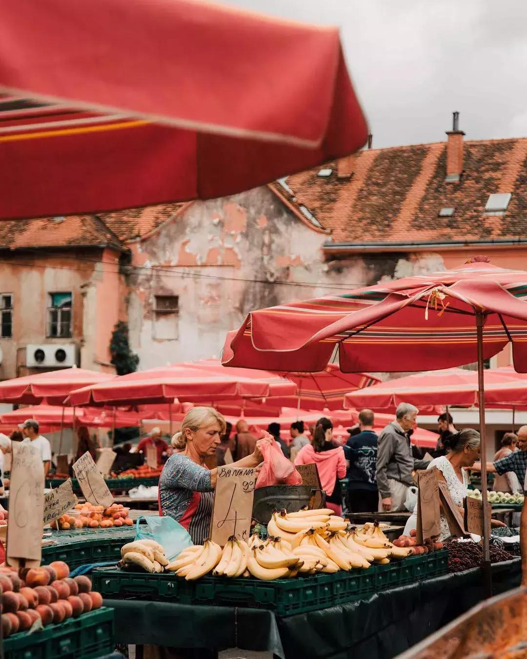 克罗地亚在哪里比赛,克罗地亚在哪里在哪个洲