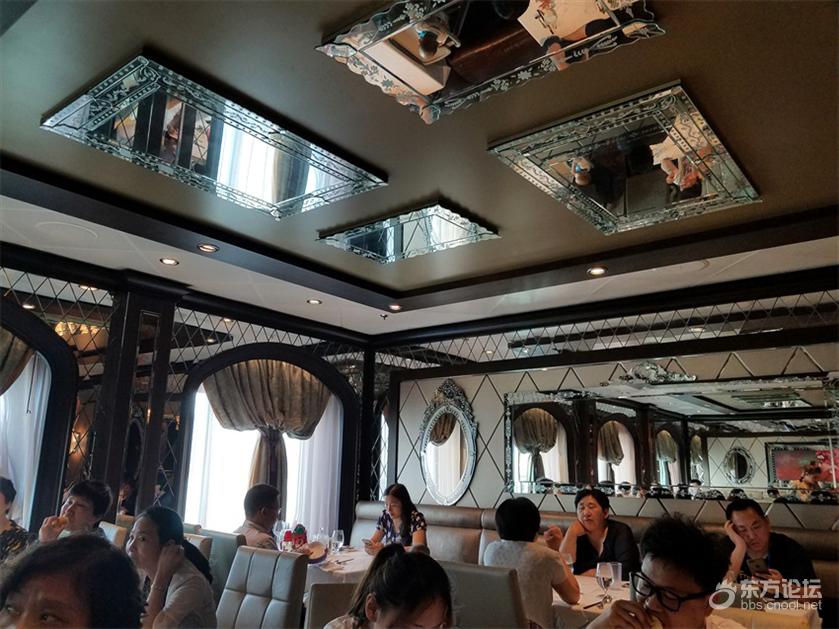 坐奢华游轮什么感受？房间就像漂在海上量子号游记！