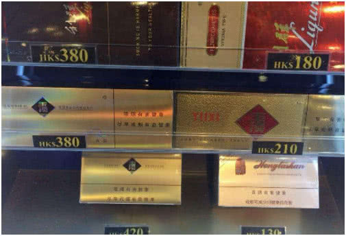 中国人去美国旅游后感受,机场免税店卷烟