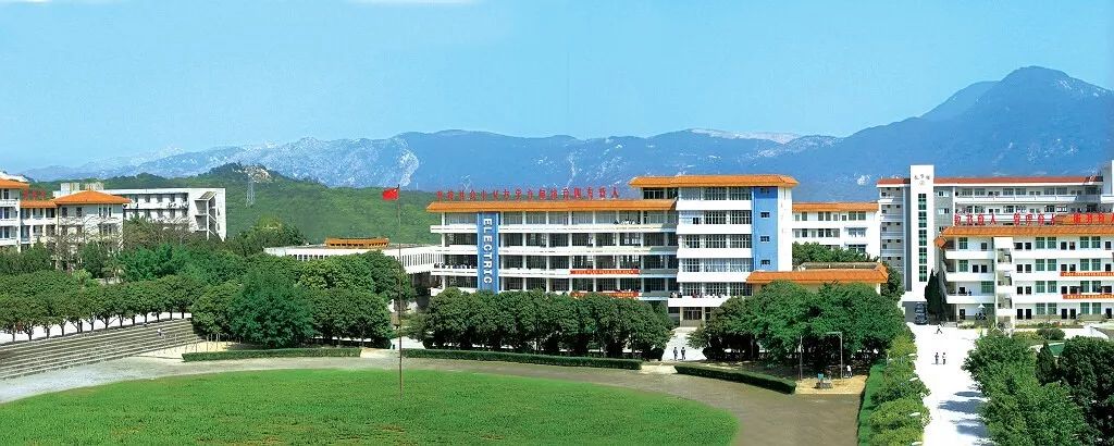 在泉州读大学,要不要去泉州念大专