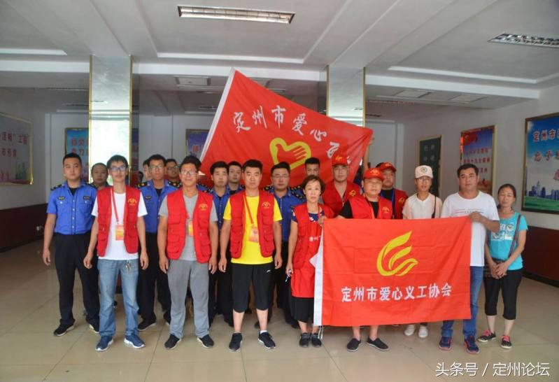 河北定州这些人竟然买了一万两千斤西瓜！给全城最可爱的人