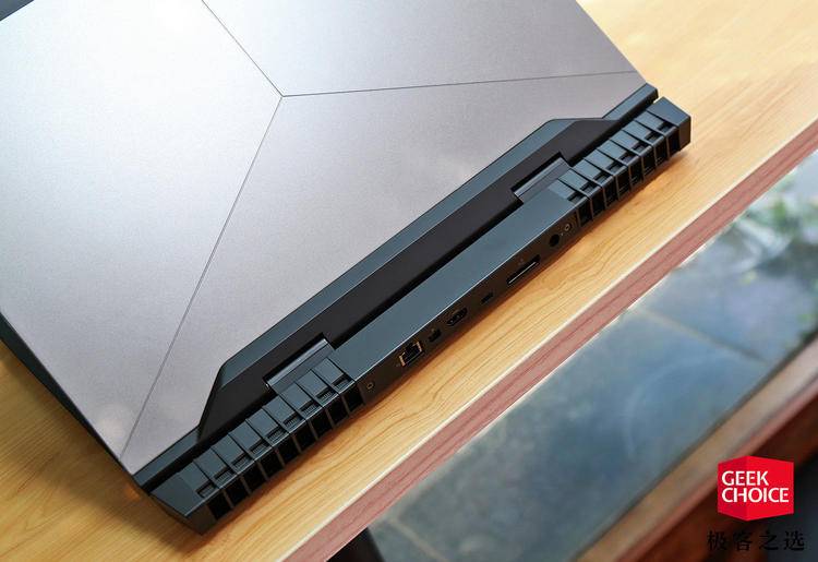 alienware17为什么便宜 (alienware17笔记本怎么样)