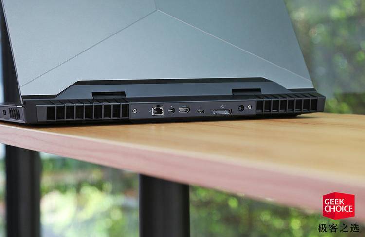 alienware17为什么便宜 (alienware17笔记本怎么样)