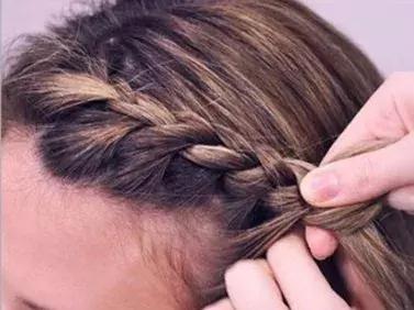 女明星刘海怎么梳的,女明星刘海教程