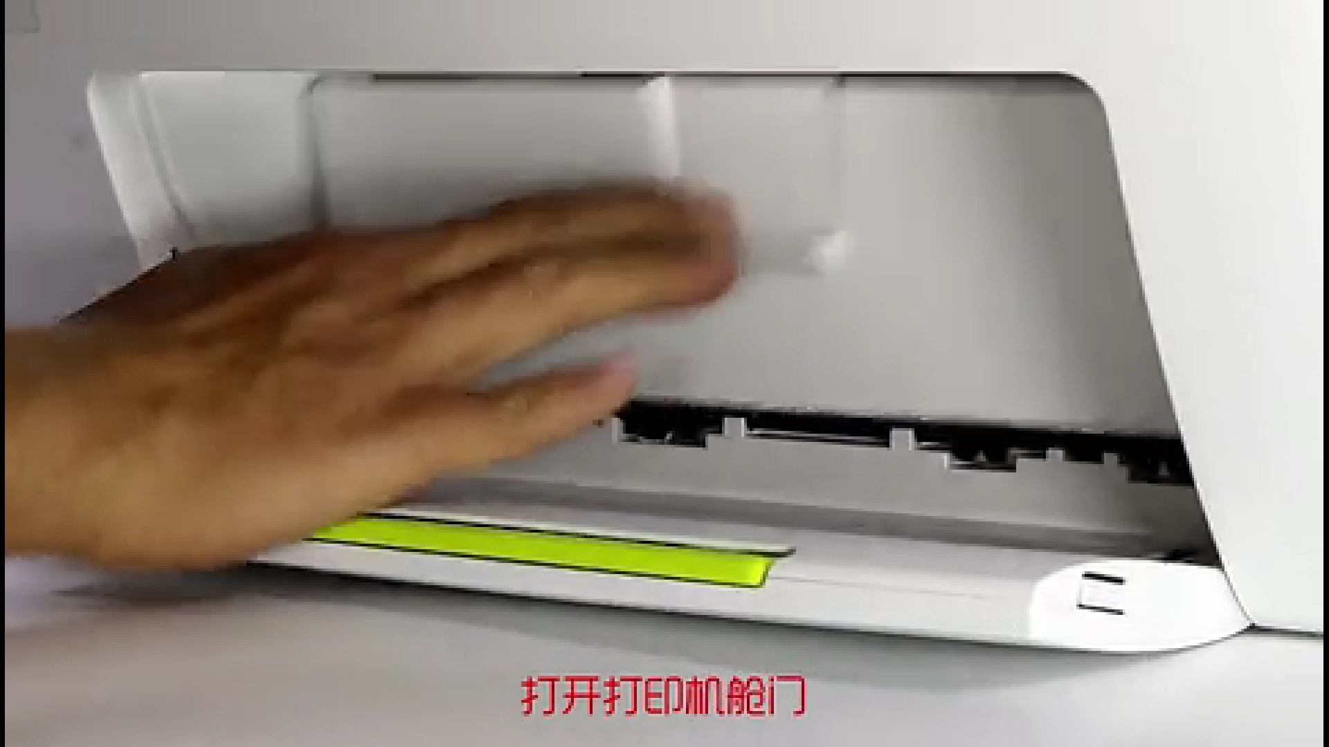 怎么给惠普打印机2132墨盒加墨水,hp2132打印机怎么使用黑白打印