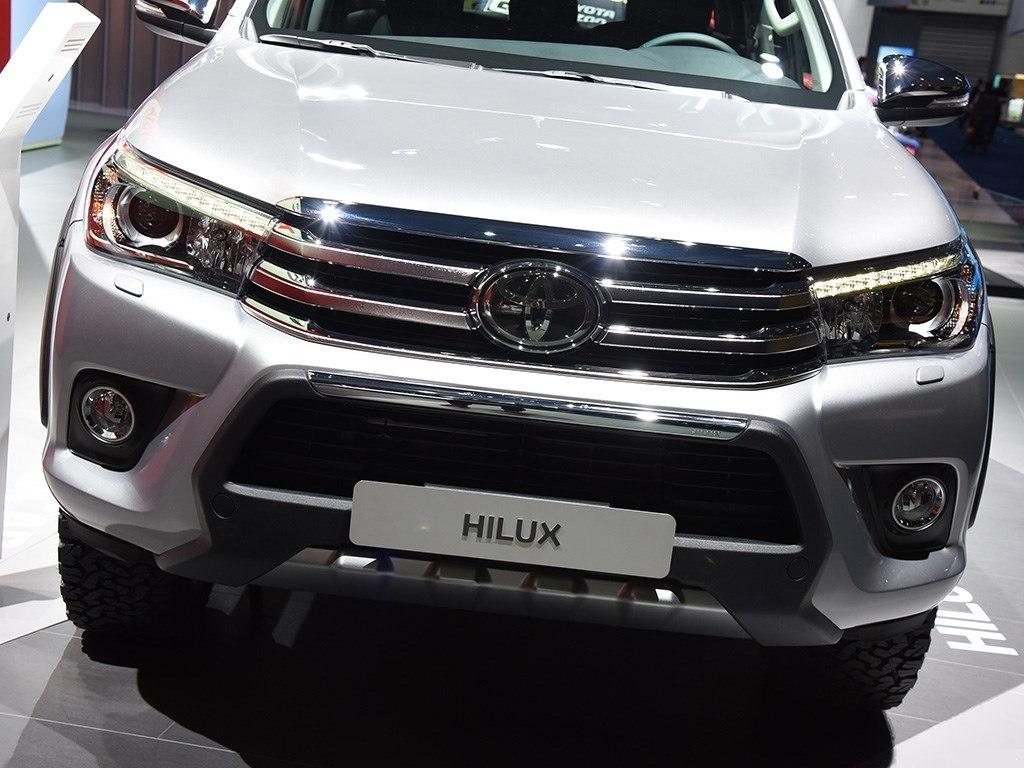 海拉克斯2023款落地价海外版丰田,丰田2021海拉克斯2.4t皮卡多少钱