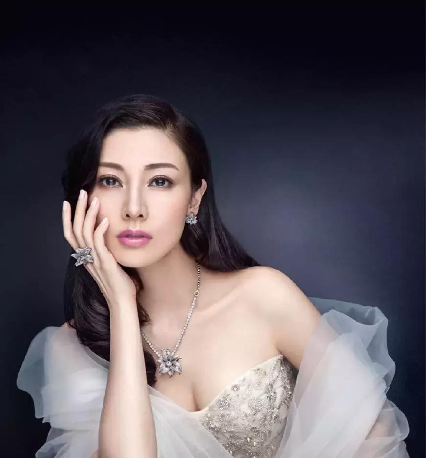 十大女星黄圣依刘亦菲,影视圈内最美十大女子