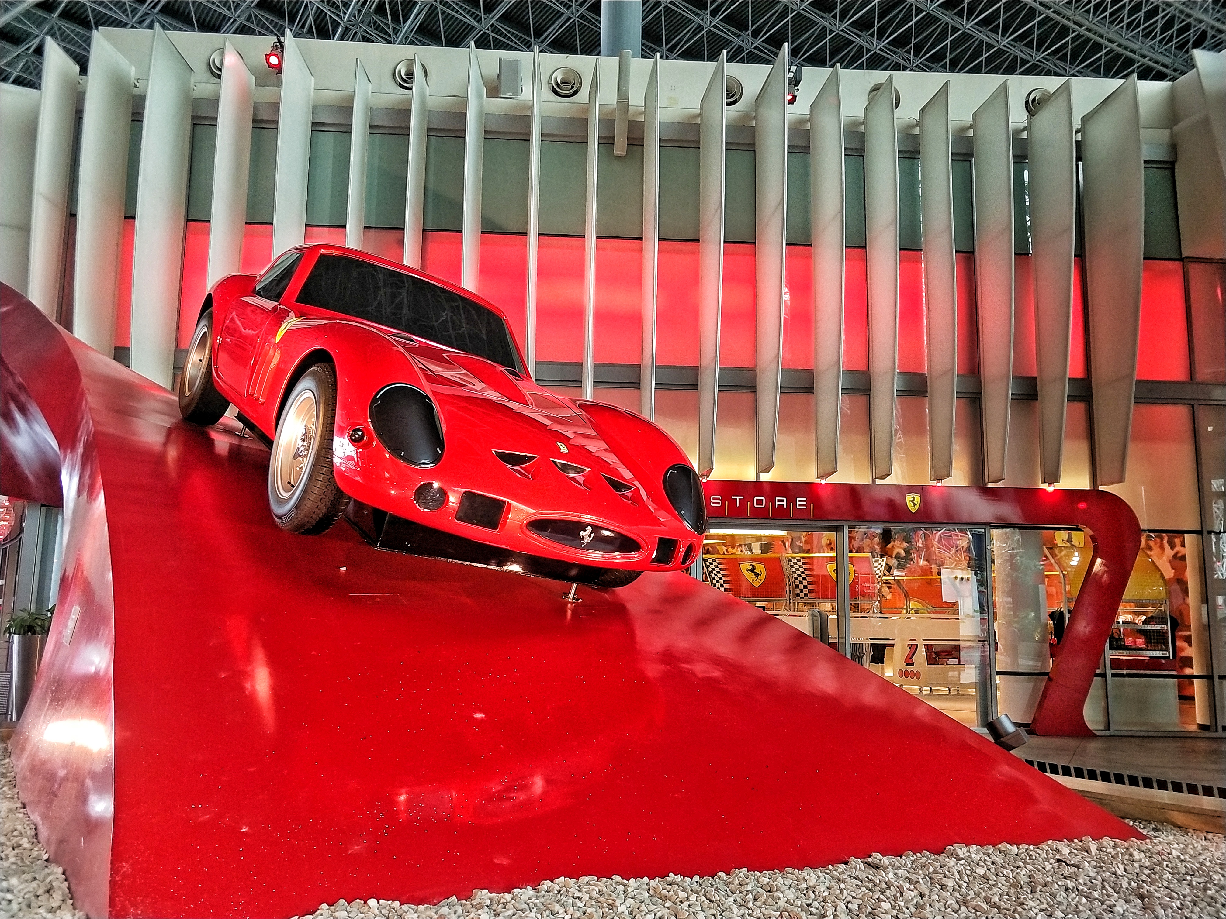 去阿联酋阿布扎比法拉利乐园玩,阿联酋迪拜法拉利公园