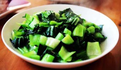 郁闷!一盘青椒皮蛋→急性胃肠炎→急性肾损伤……