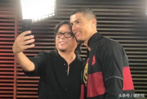 高晓松回应采访惹怒C罗，直怼翻译没有职业操守，*辱侮**了C罗