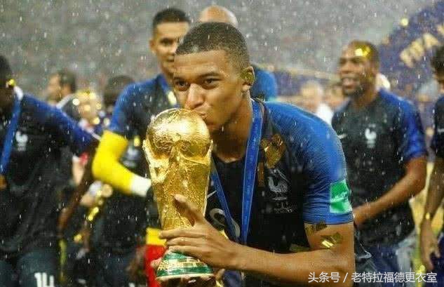 亨利姆巴佩谁强,新亨利姆巴佩获奖