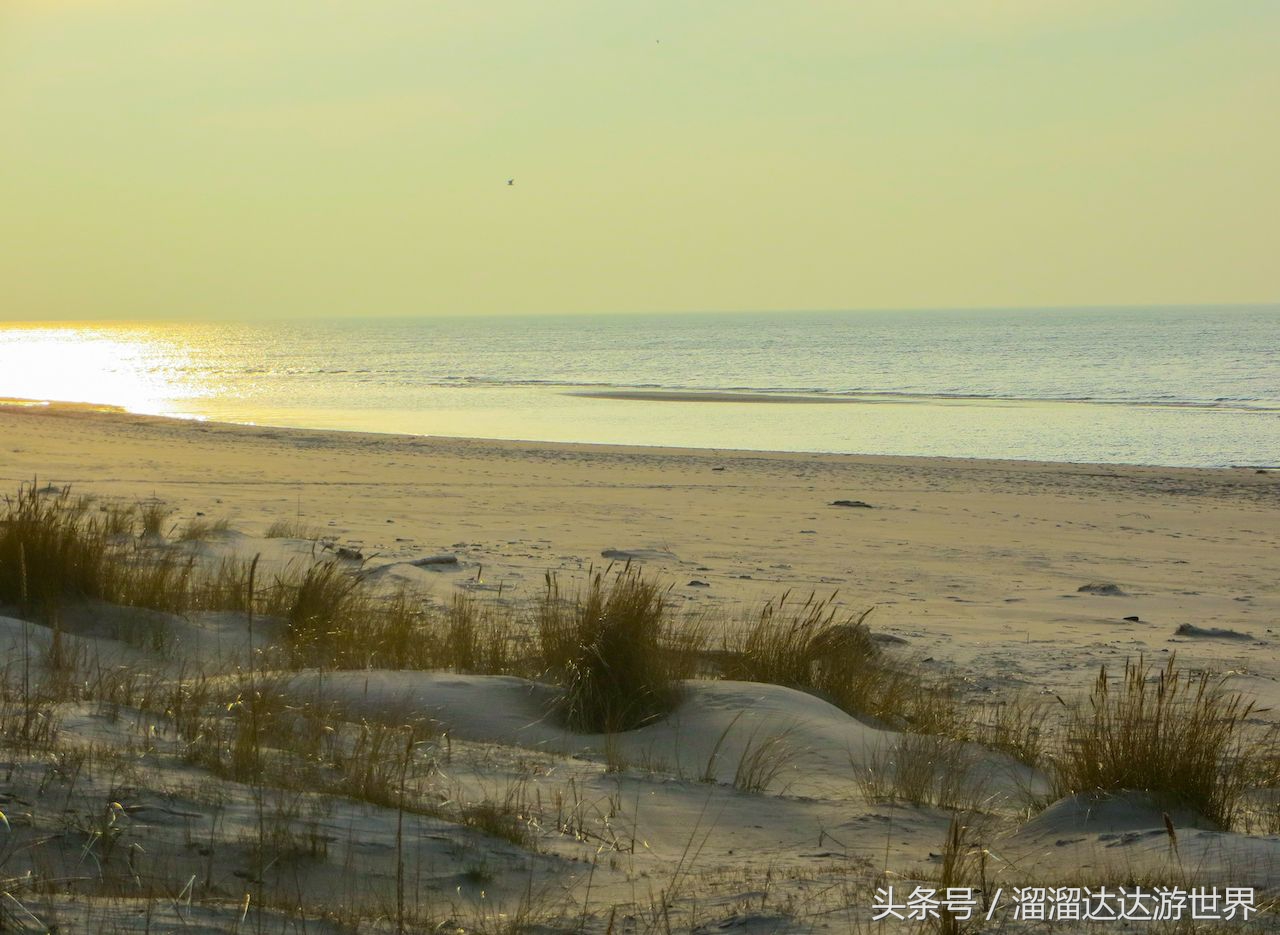 世界十大最惊艳的海滩浴场,世界十大海滩露天浴场