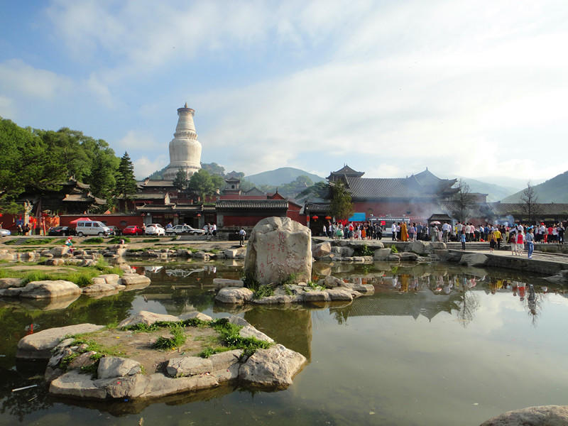 五台山考学祈福的寺庙,去五台山求官去哪个寺庙