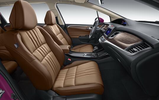 杰德2020款五座怎么样,外观设计非常炫酷