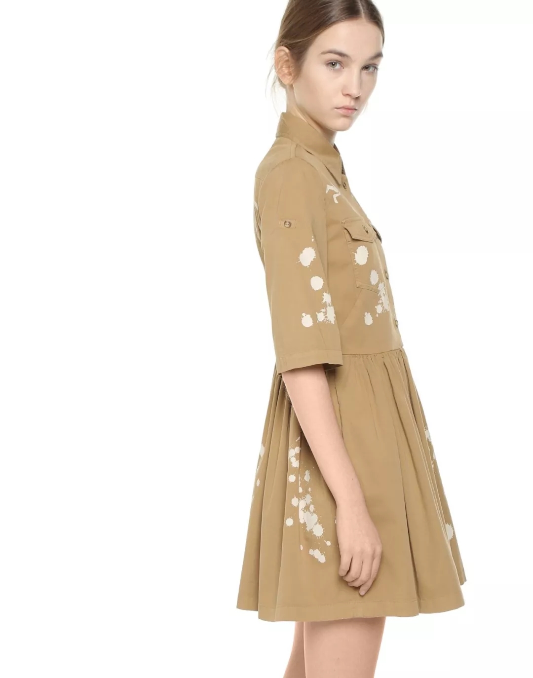 「逢逛必买」｜“穿上她家的裙子，不去派对也该去喝一杯！”