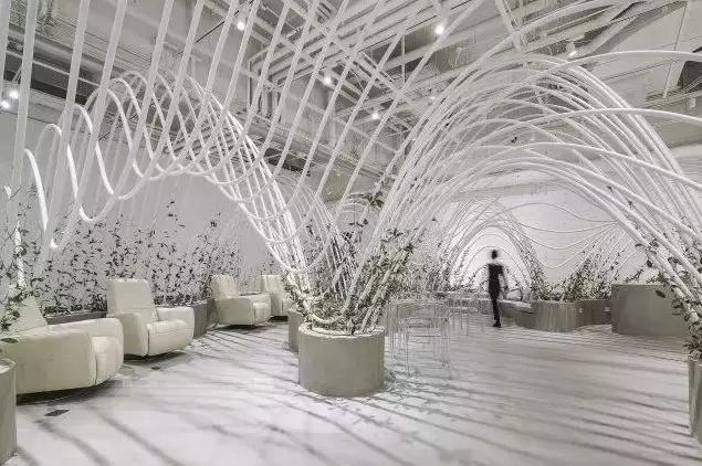 搞定门店运营效率，LilyNails美甲美睫用这款“黑科技”！