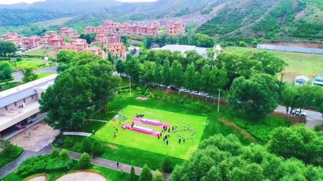 呼和浩特青城旅游,呼和浩特市内游玩攻略青城驿站