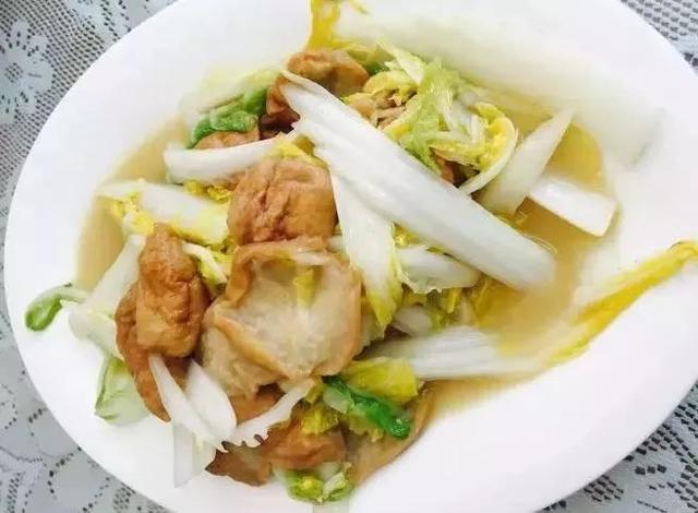 藏在市中心的美食街，吃一年都吃不够！第一个就是北京人爱吃的