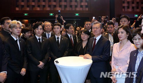 exo的盘点,现在的exo和刚出道的exo合照