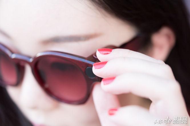 直播还在用手机？我的哒*眼镜视**会拍照