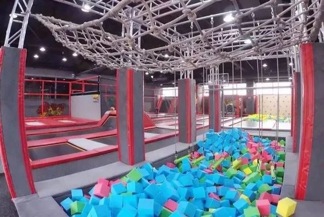 武汉蹦床主题乐园欢蹦乐跳,武汉十大蹦床游乐园排行榜