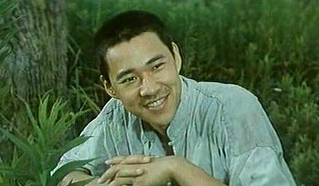 城南旧事中张丰毅扮演什么角色,城南旧事里张丰毅原本是要去干嘛