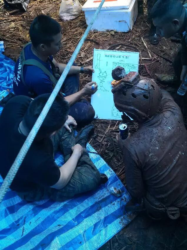 泰国少年足球队13人被救,泰国少年足球队失踪
