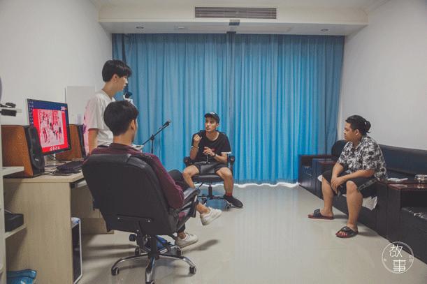 中国式草根网红，这一群95后用20天做起了一个百万粉抖音大号