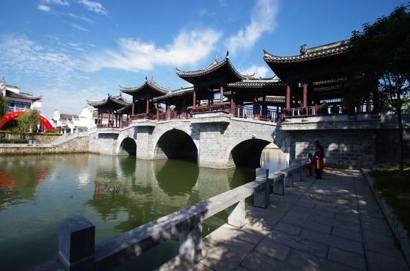 暑假旅游安徽附近景点攻略,安徽附近旅游景点推荐秋冬