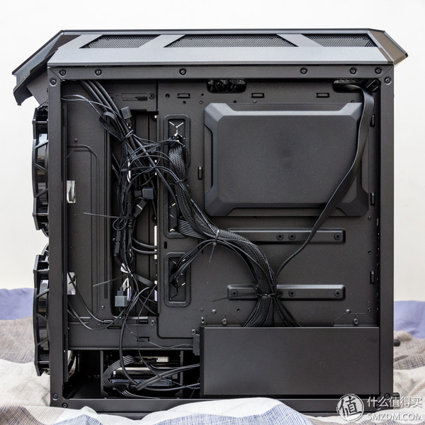 灯，灯灯灯灯！酷冷至尊H500MARGB游戏机箱深度测评