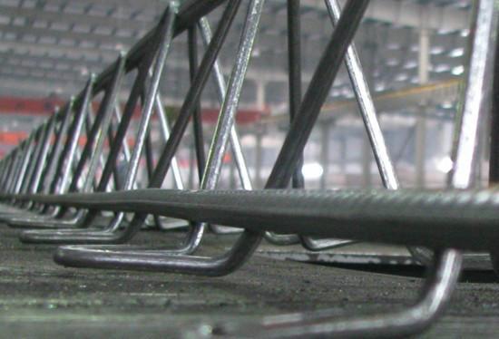 普乐士：“楼面屋面墙面、面面俱到；上游中游下游、游刃有余”