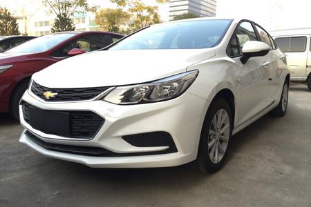 6万多的科鲁兹新车值得买吗,优惠后裸车8万的车