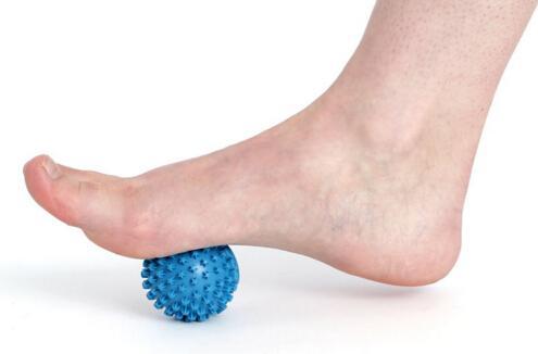 鞋底脚后跟外侧磨损严重怎么回事,鞋外侧磨损是不是和脚踝有关