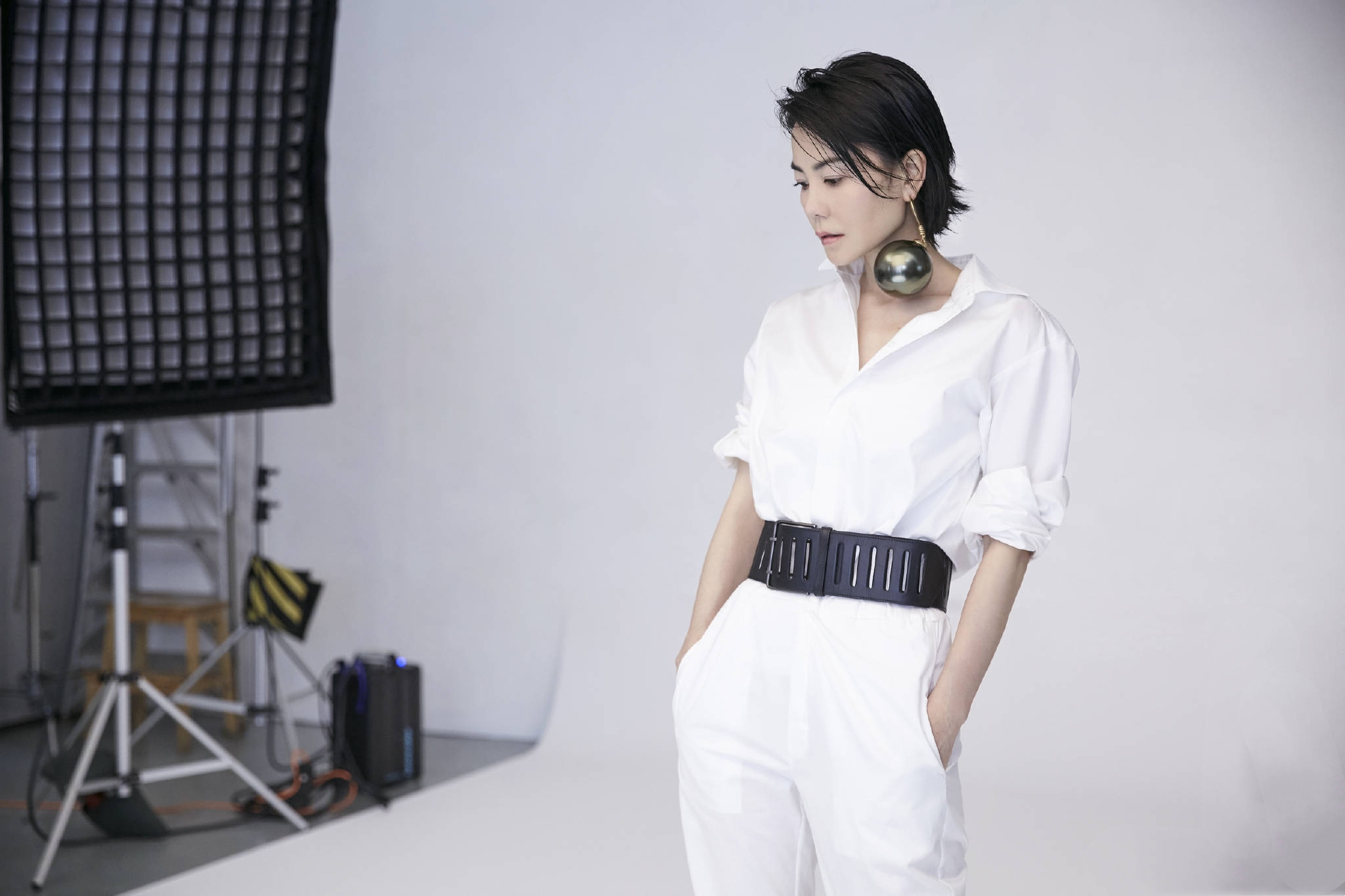 王菲款复古耳饰,王菲造型双丸子头