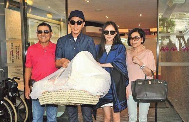 明星顺产多还是剖腹产多,哪个明星剖腹产生四个孩子