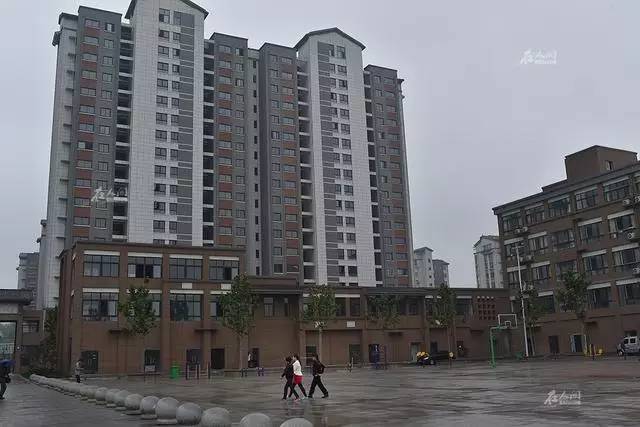 直击高考工厂毛坦厂,毛坦厂亚洲最大高考工厂