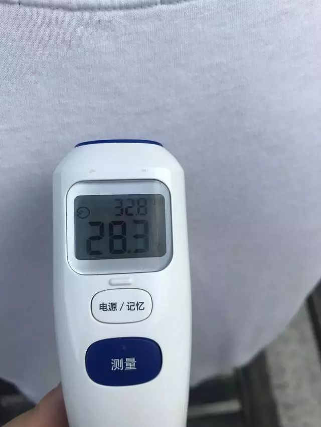 降温喷雾神器视频,网红迅速降温喷雾
