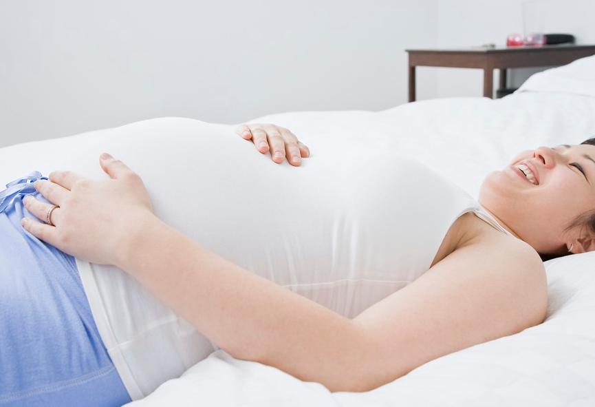 自己在家如何判断胎位正不正,怎样判断胎位正不正