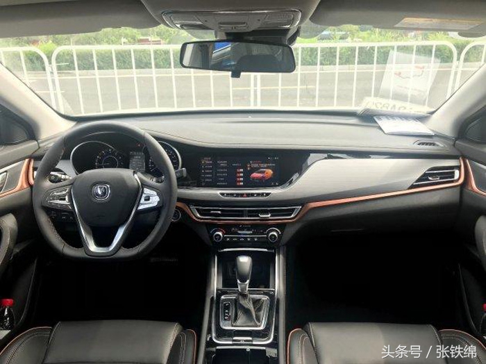 长安最美轿车2.0t,高尔夫和飞度对比哪个更值得买