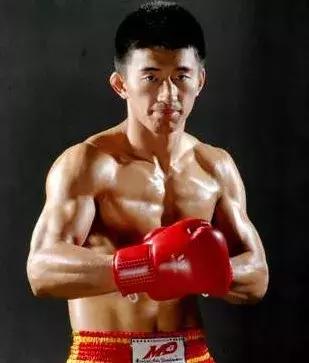 战神归来：散打20年，白近斌的第3把剑！