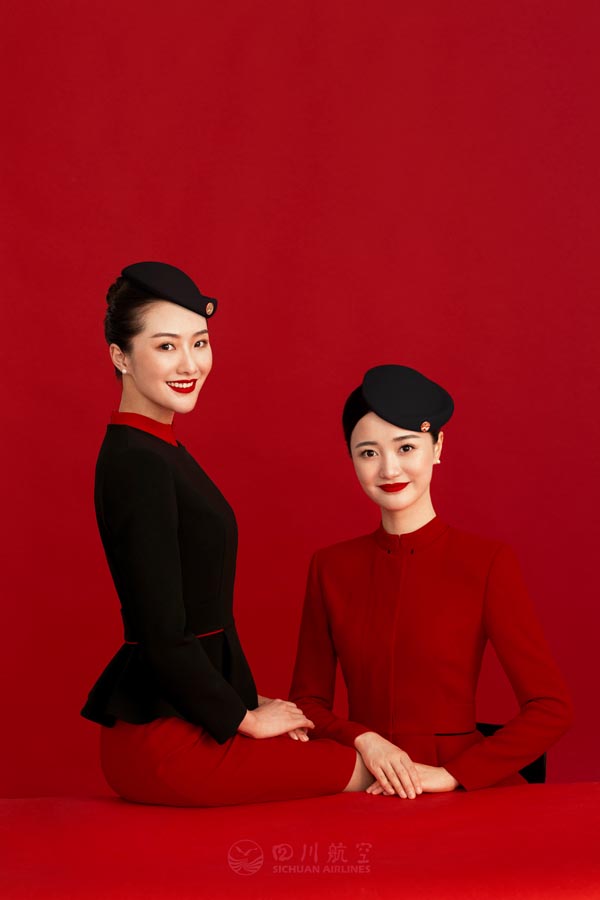 川航第7代空乘制服,川航第七代制服面料