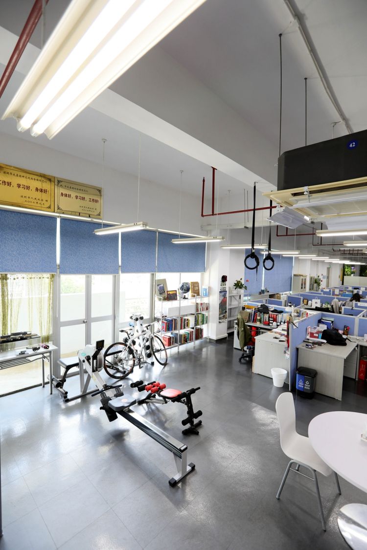 世界上最豪华董事长办公室,世界最大芯片公司董事长