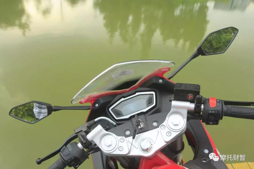 隆鑫无极300rr最高跑到80码,隆鑫300rr跑车版图片