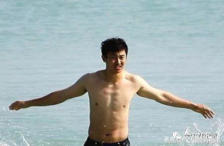 国足和c罗差距在哪,国足每天跑多少公里