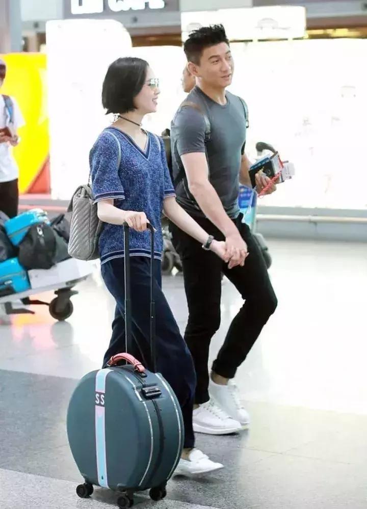 好看实用的行李箱推荐,结实耐用好看的行李箱推荐