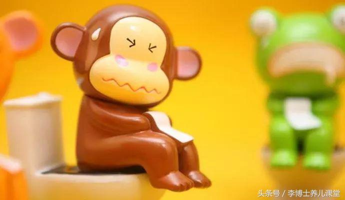宝宝几天不拉便便是攒肚还是便秘,宝宝几天不拉屎是攒肚