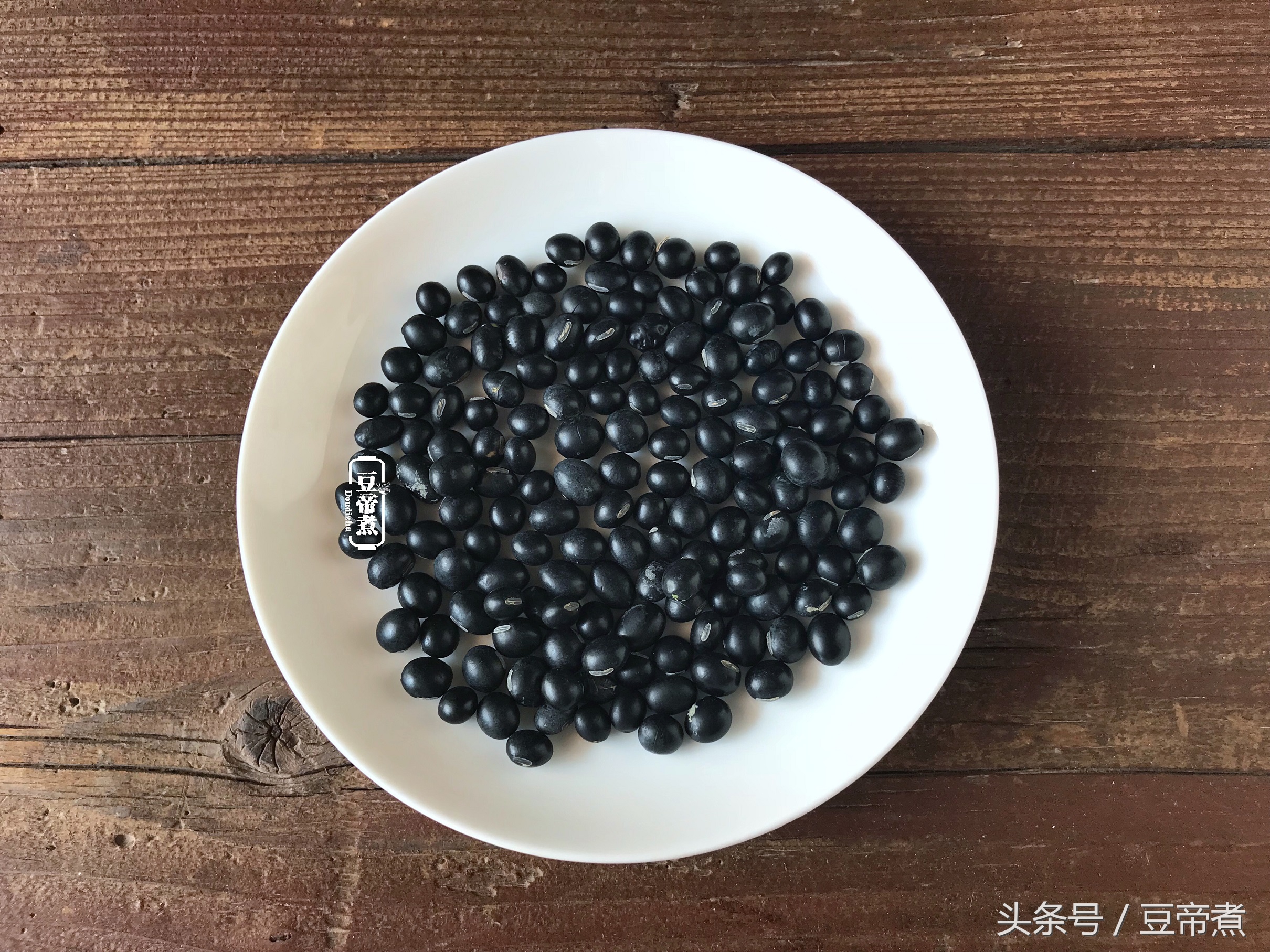 豆浆喝不完做成甜品,豆浆喝不完做成豆饼