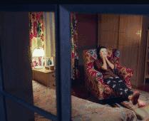 天天敷面膜反而长痘了,保鲜膜面膜敷脸皮肤越来越干