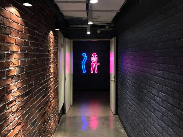 一篇有“异味”的测评文章，慎点！