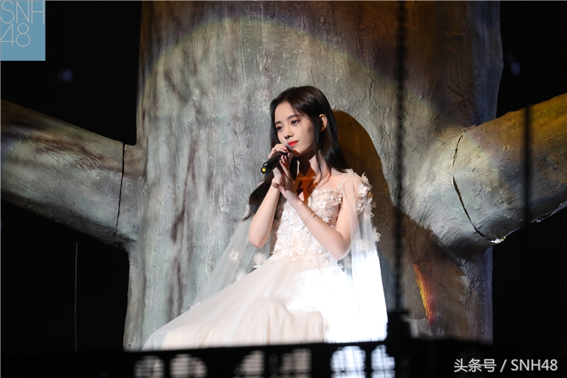 snh48第五届总决选鞠婧祎表演,snh48第五届总决选鞠婧祎演出